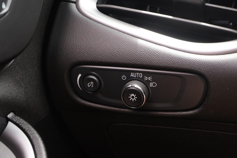 Chevrolet Malibu Vehicle Image 19