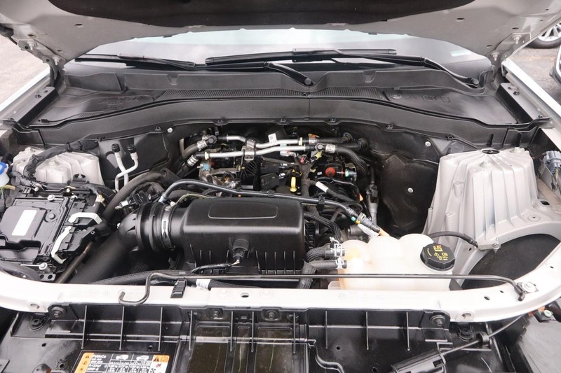 Ford Explorer Vehicle Image 28