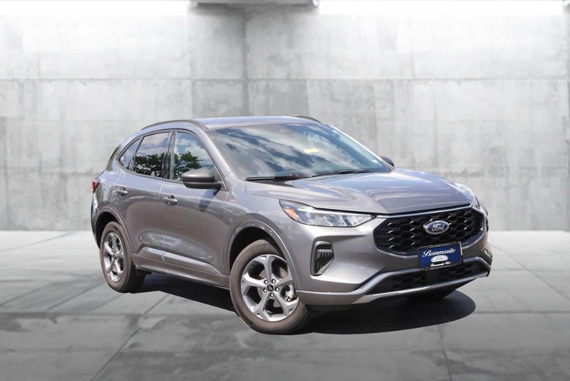 Ford Escape Vehicle Image 02
