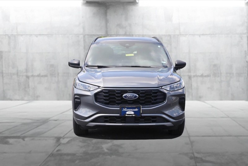 Ford Escape Vehicle Image 04