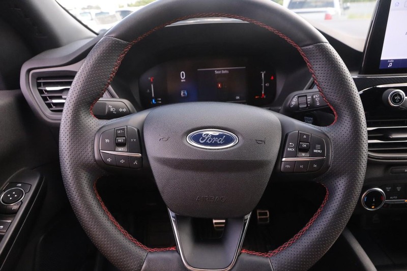 Ford Escape Vehicle Image 11