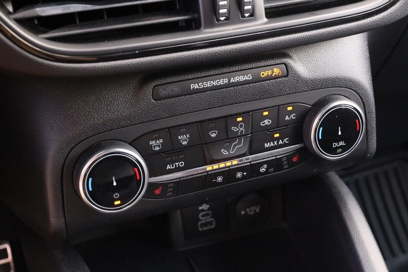 Ford Escape Vehicle Image 17