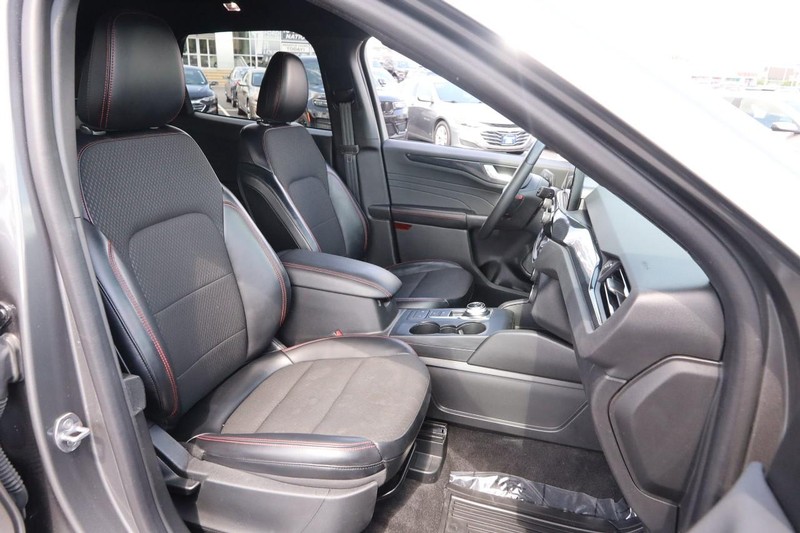 Ford Escape Vehicle Image 25