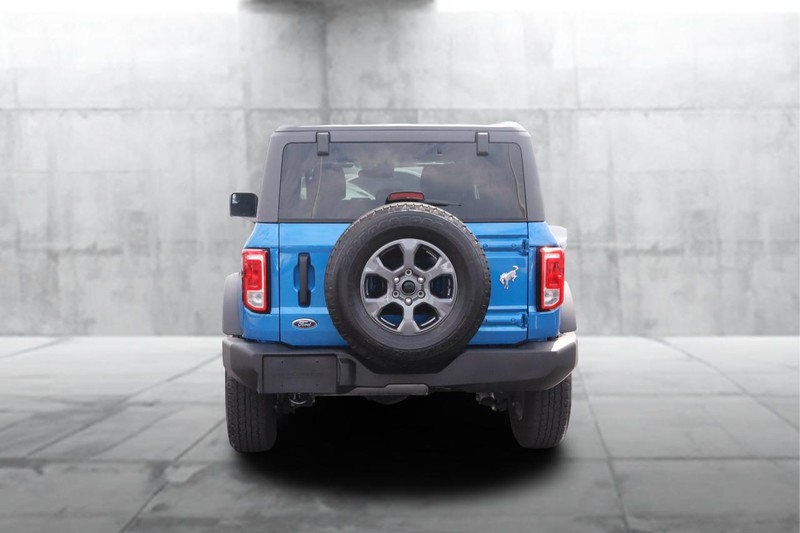Ford Bronco Vehicle Image 06