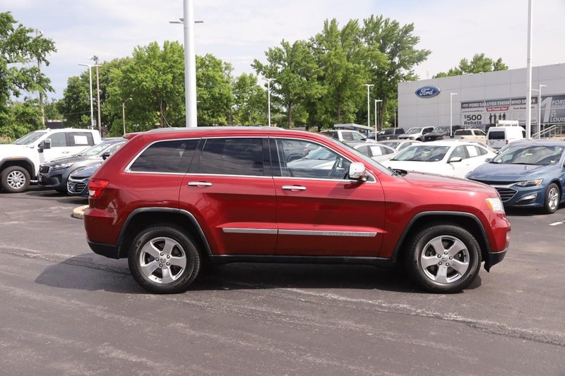 Jeep Grand Cherokee Vehicle Image 05