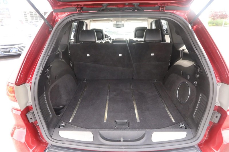 Jeep Grand Cherokee Vehicle Image 07