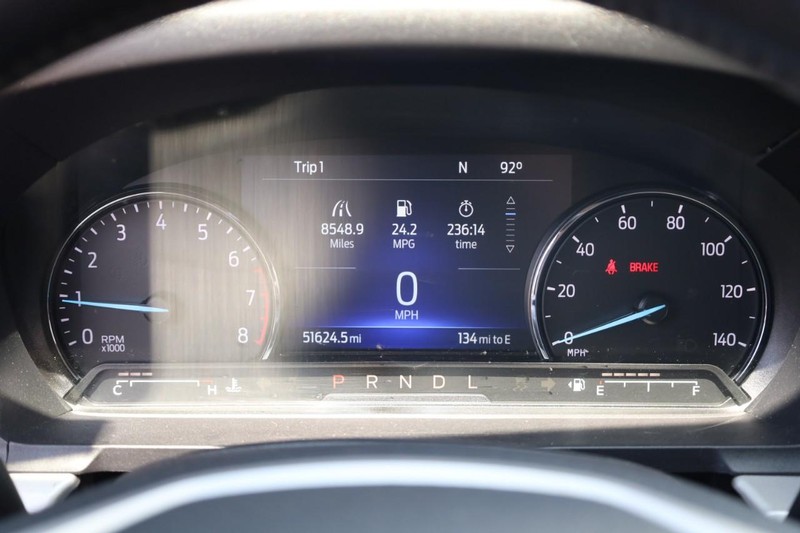 Ford Explorer Vehicle Image 12