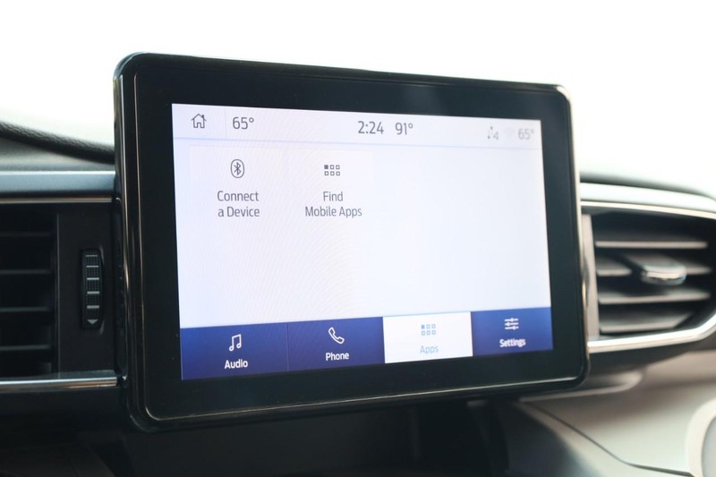 Ford Explorer Vehicle Image 13