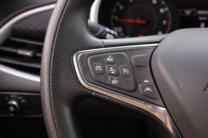Chevrolet Malibu Vehicle Image 11