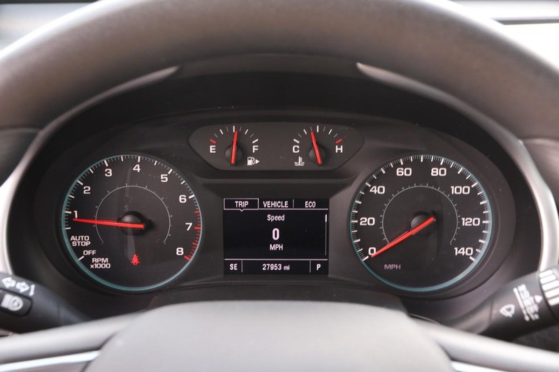 Chevrolet Malibu Vehicle Image 13