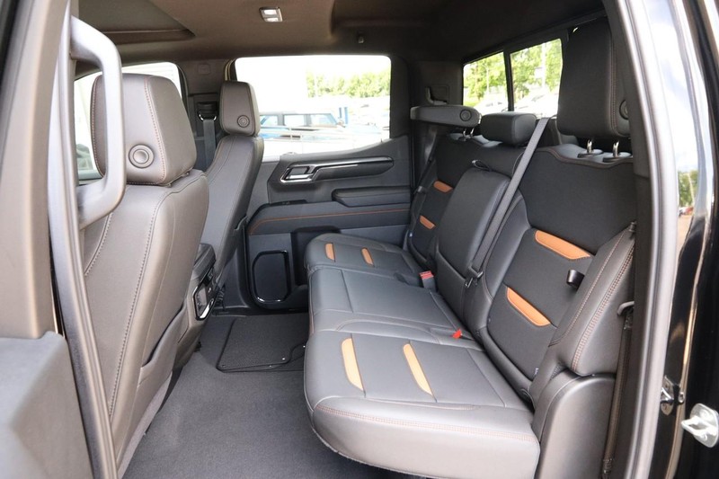 GMC Sierra 1500 Vehicle Image 10