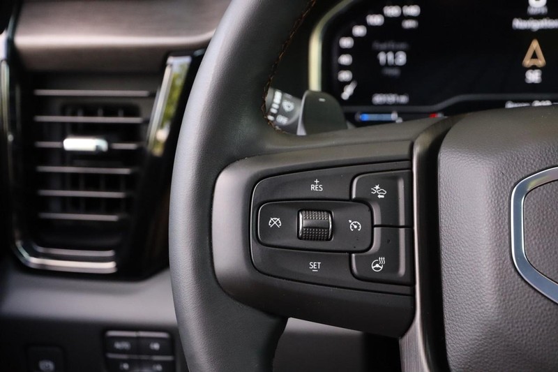 GMC Sierra 1500 Vehicle Image 12