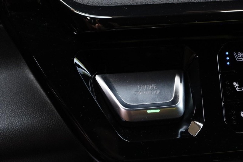 GMC Sierra 1500 Vehicle Image 15