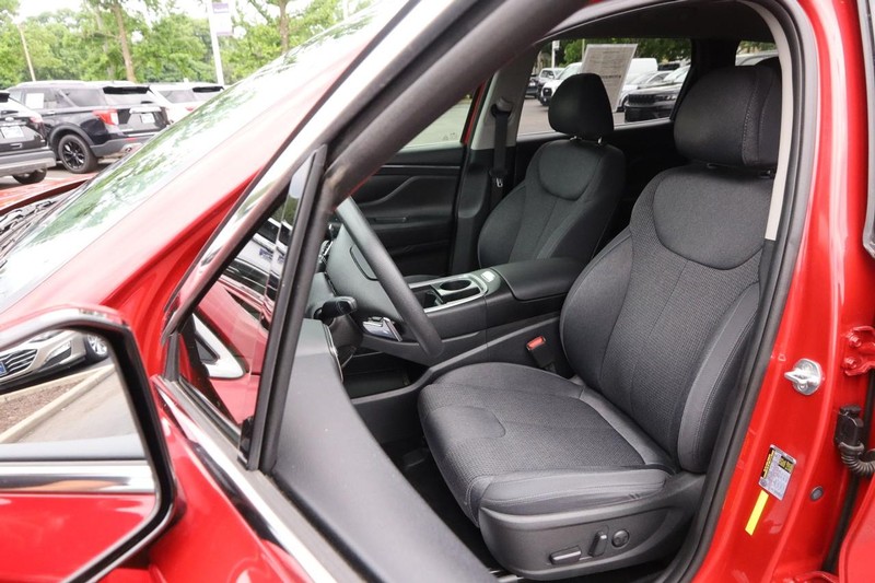 Hyundai Santa Fe Vehicle Image 08