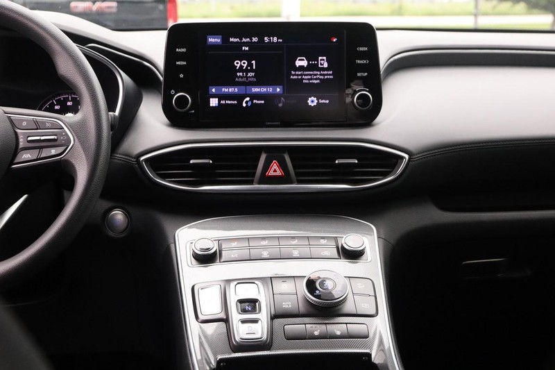 Hyundai Santa Fe Vehicle Image 22