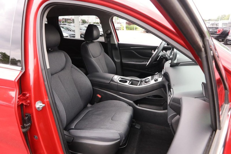 Hyundai Santa Fe Vehicle Image 24