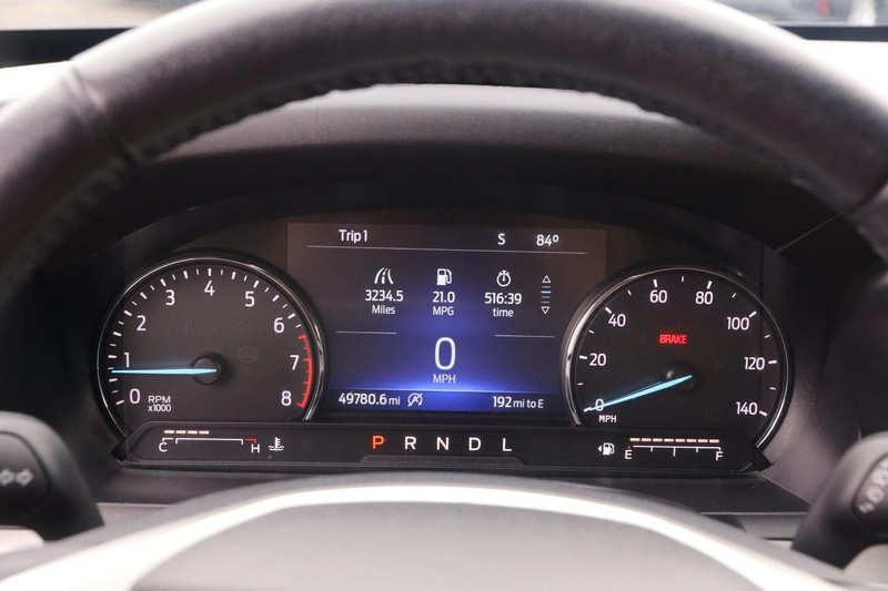 Ford Explorer Vehicle Image 15