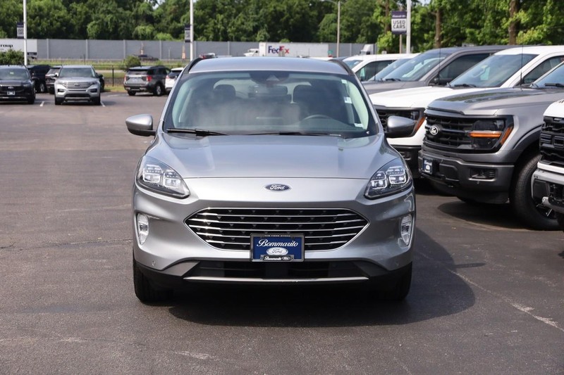 Ford Escape Vehicle Image 04