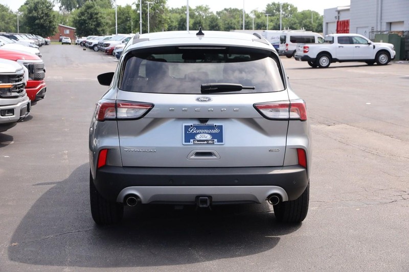 Ford Escape Vehicle Image 06