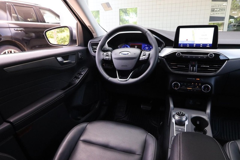 Ford Escape Vehicle Image 22