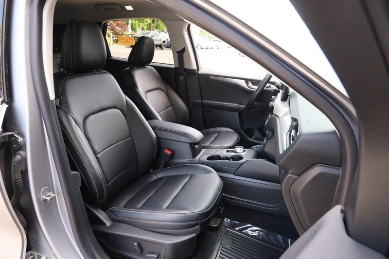 Ford Escape Vehicle Image 26