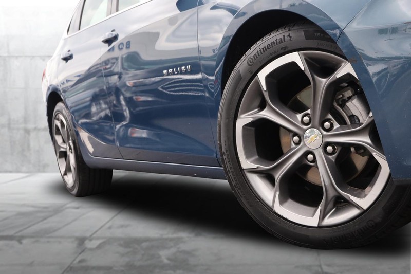 Chevrolet Malibu Vehicle Image 03