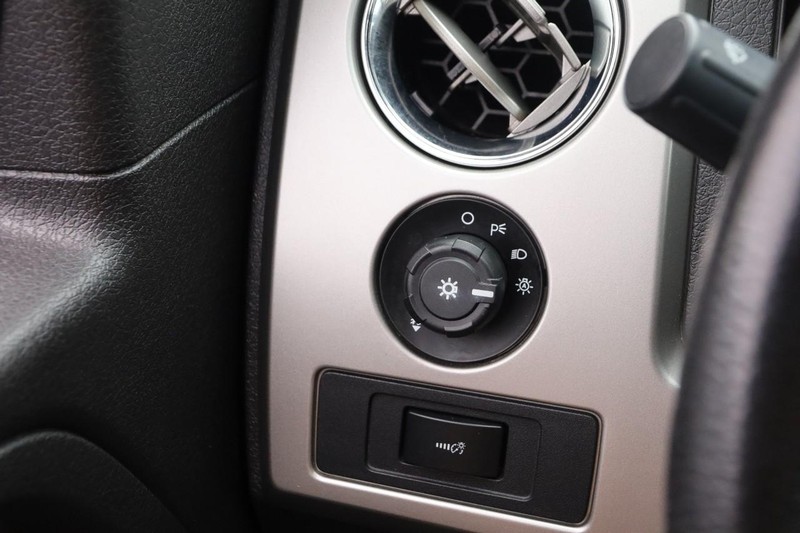 Ford F-150 Vehicle Image 17