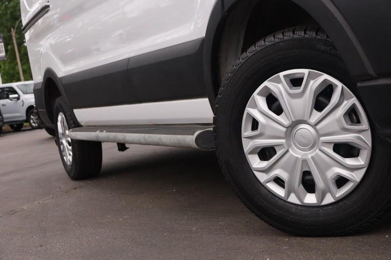 Ford Transit Cargo Van Vehicle Image 03