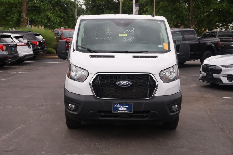 Ford Transit Cargo Van Vehicle Image 04