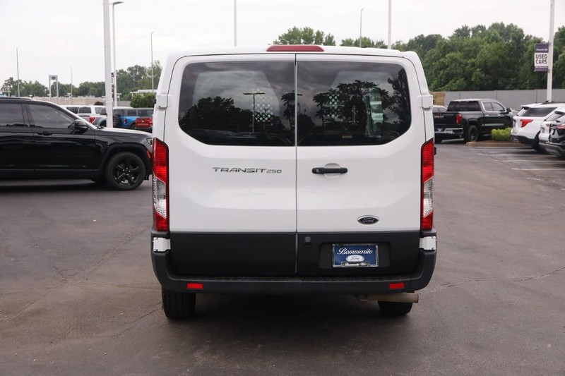 Ford Transit Cargo Van Vehicle Image 06