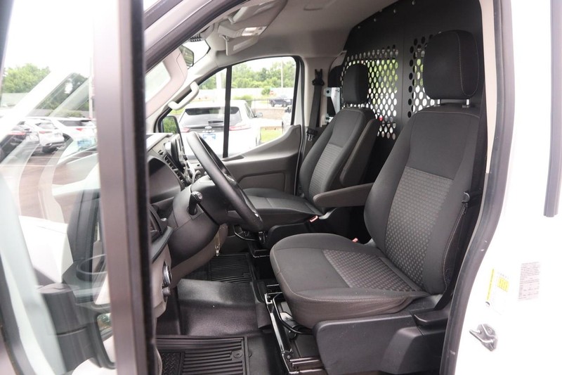 Ford Transit Cargo Van Vehicle Image 08