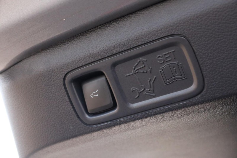 Ford Expedition Vehicle Image 10