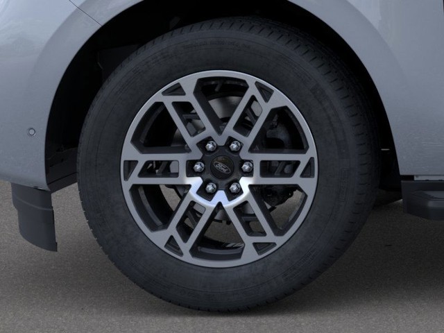 Ford Expedition Max Vehicle Image 19