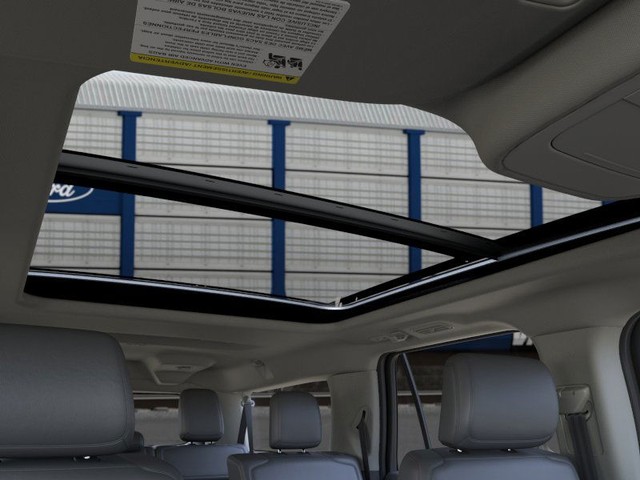 Ford Expedition Max Vehicle Image 22