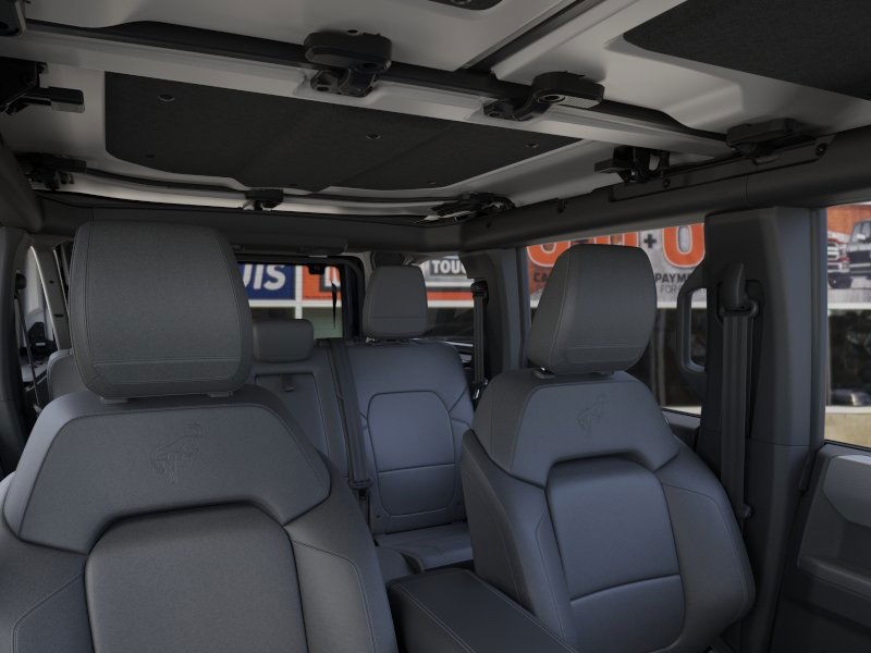 Ford Bronco Vehicle Image 12