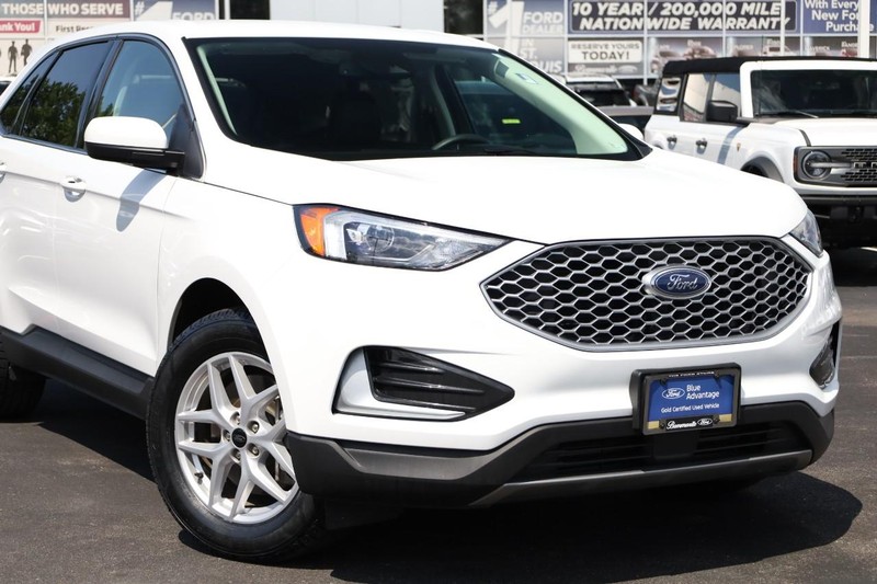 Ford Edge Vehicle Image 03