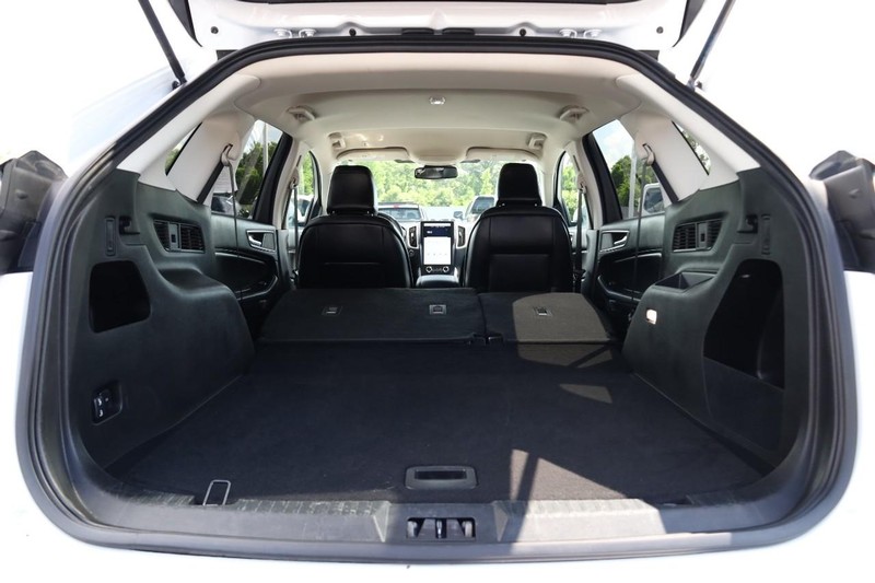 Ford Edge Vehicle Image 10