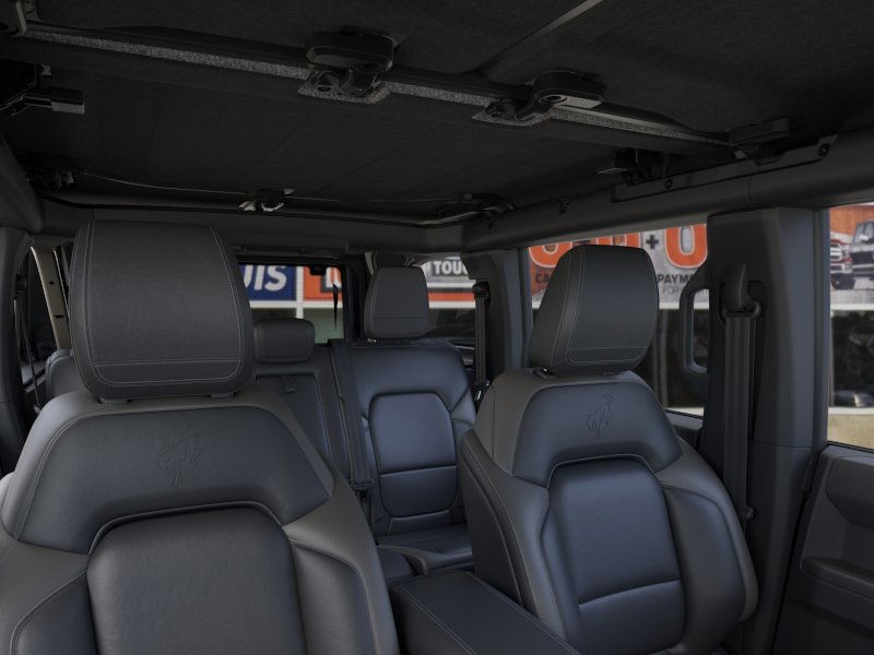 Ford Bronco Vehicle Image 12