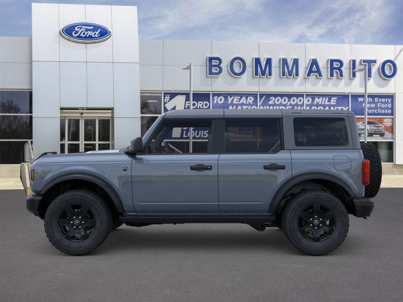 Ford Bronco Vehicle Image 03