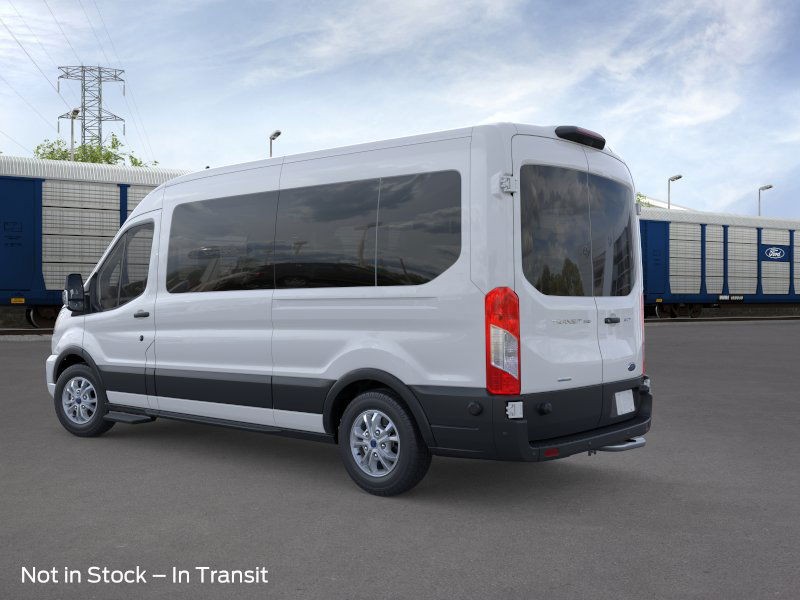 Ford Transit Passenger Wagon Vehicle Image 04