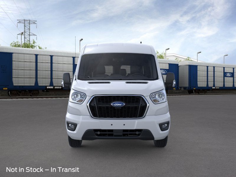 Ford Transit Passenger Wagon Vehicle Image 06