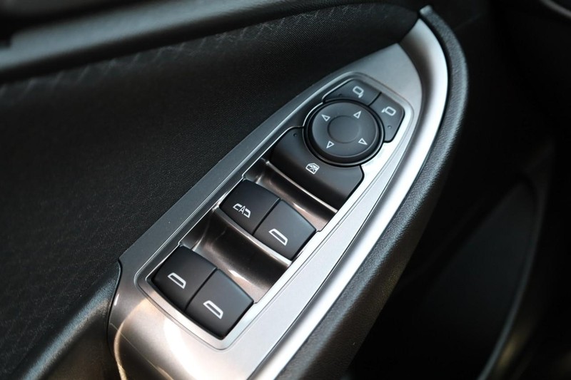 Chevrolet Malibu Vehicle Image 19