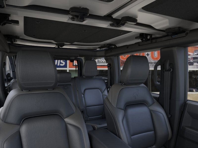 Ford Bronco Vehicle Image 12