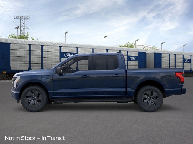 Ford F-150 Lightning Vehicle Image 03