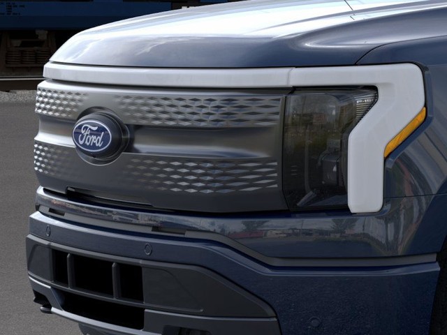 Ford F-150 Lightning Vehicle Image 17