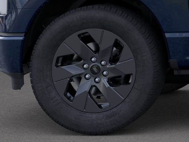 Ford F-150 Lightning Vehicle Image 19