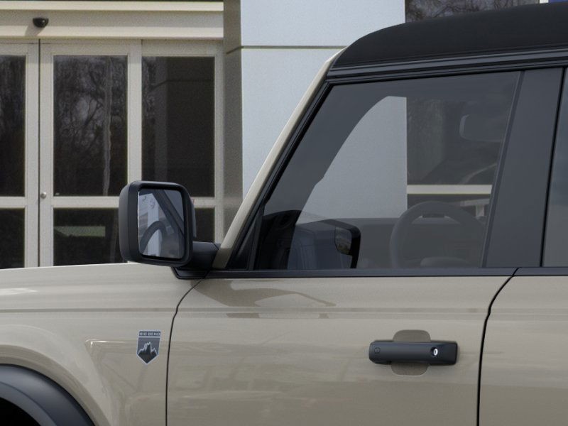 Ford Bronco Vehicle Image 22