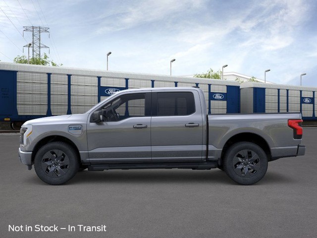 Ford F-150 Lightning Vehicle Image 03