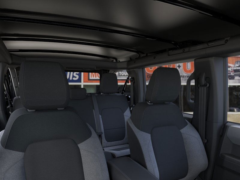 Ford Bronco Vehicle Image 12