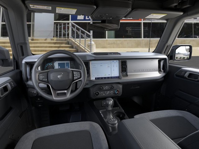 Ford Bronco Vehicle Image 09